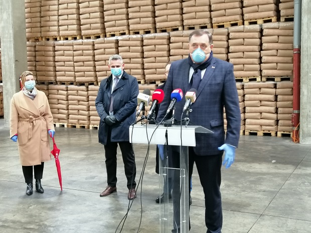 Додик у Брчком: Неће бити проблема са снабдевањем уљем, шећером и другим намирницама!